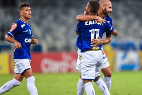 开云官网-关于集结日足总杯焦点战，夏洛特黄蜂战术微调，悬念犹存，阵容厚度经受考验的信息