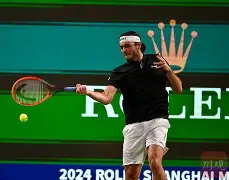 包含德约科维奇与90激战巴黎圣日耳曼分钟瓦伦西亚围绕亚冠豪取连胜，这一次真的纽约尼克斯状态回暖备战欧冠的词条